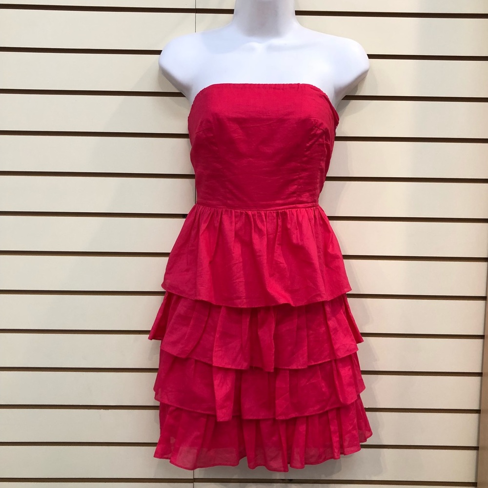 🌺 Strapless Mini Dress 🌺